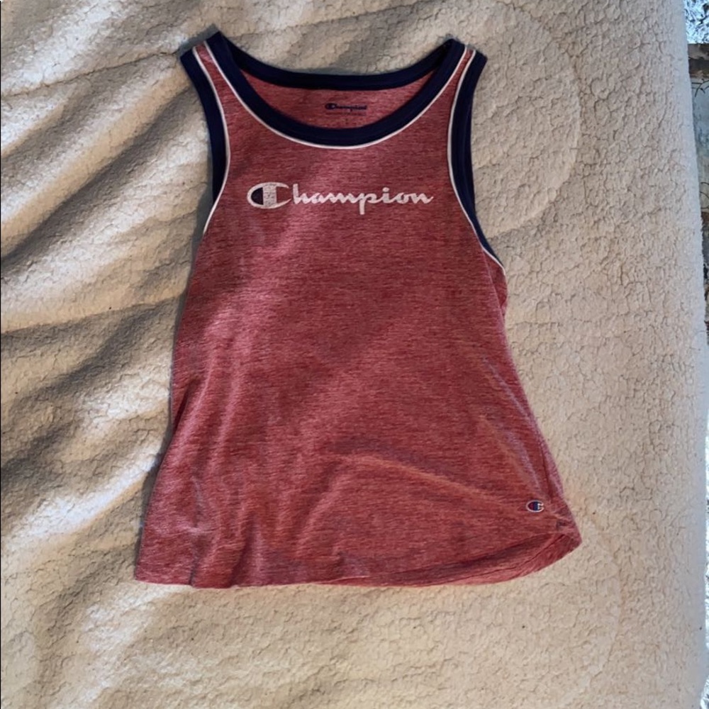 Athletic shirt